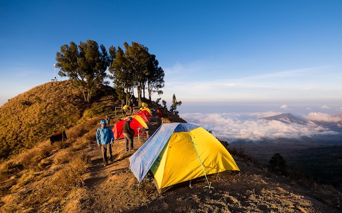 Climbing Mount Rinjani Package 6 days 5 nights starting from Senaru