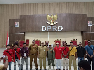 Pemuda Bobo dan LMND Tidore di Ruang Rapat DPRD Tidore