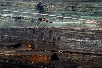 World’s Largest Artificial Pit -West Open Pit of Fushun Coal Mine 