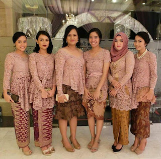 Model Kebaya Seragam Trend 2016 untuk Pernikahan Acara 