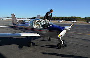 We headed out to the airport at about 8:30am for the scheduled flight time. (dsc )