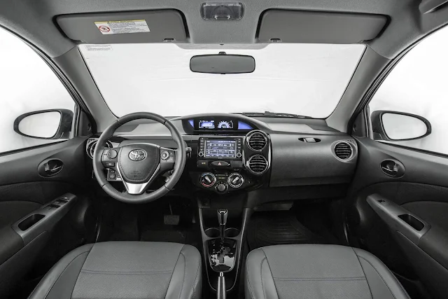 Toyota Etios 2017 - interior