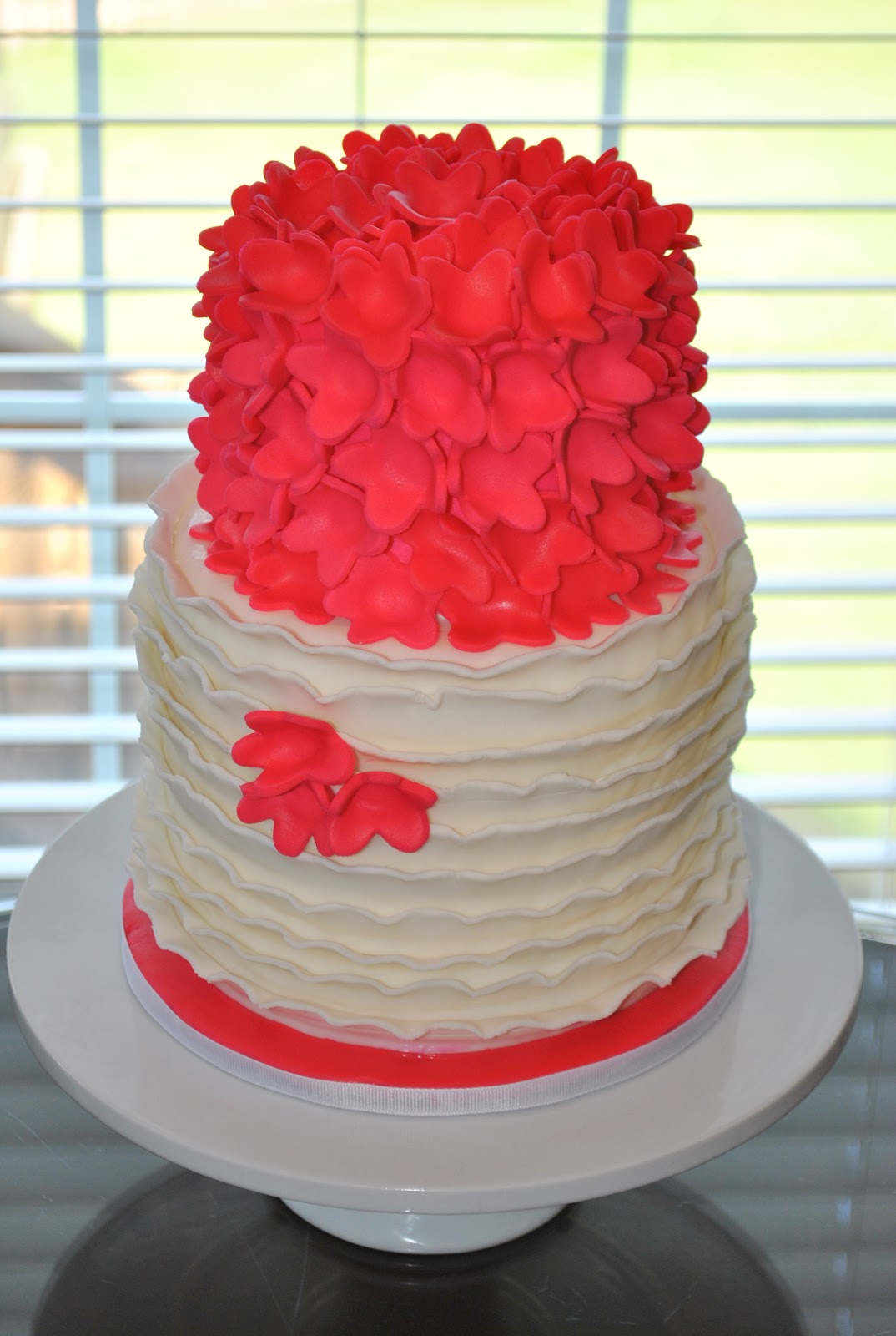 Hope's Sweet Cakes: Bumble Bee Cake, Carousel Cake, and ...