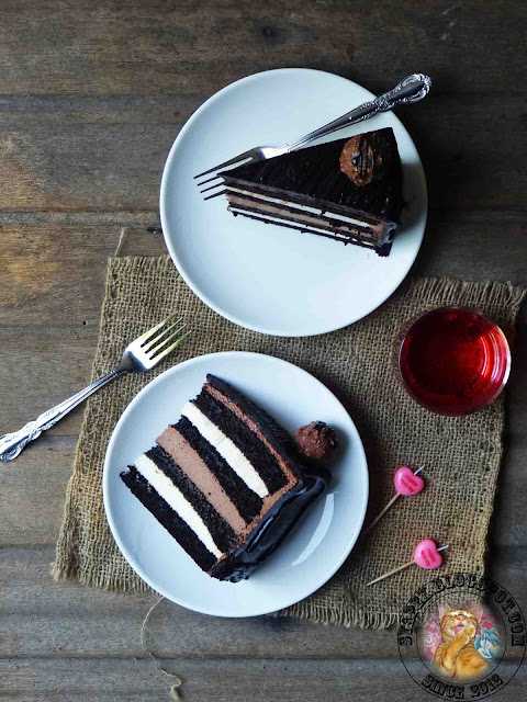 Syapex kitchen: Indulgence Chocolate Cheese Moist Cake