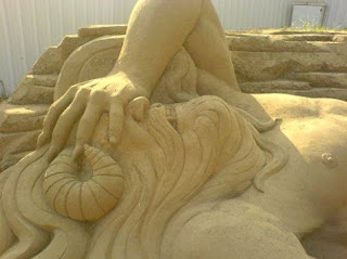 Amazing unseen Sand Sculputres photo picture 2012