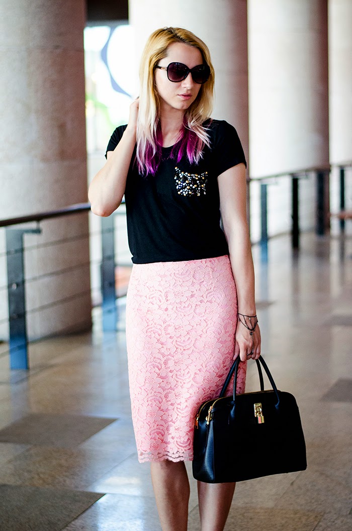 nowistyle bejeweled t-shirt sense pink lace skirt