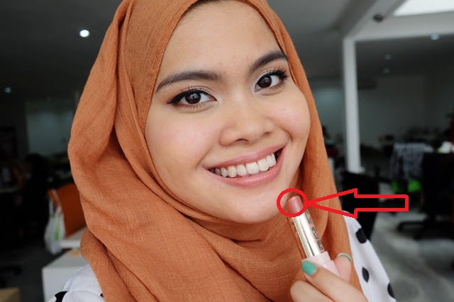 AWAS Wanita Harus Tau !! Inilah Daftar Lipstik yang Mengandung Timbal dan Berbahaya - No. 7 Banyak Digunakan!!