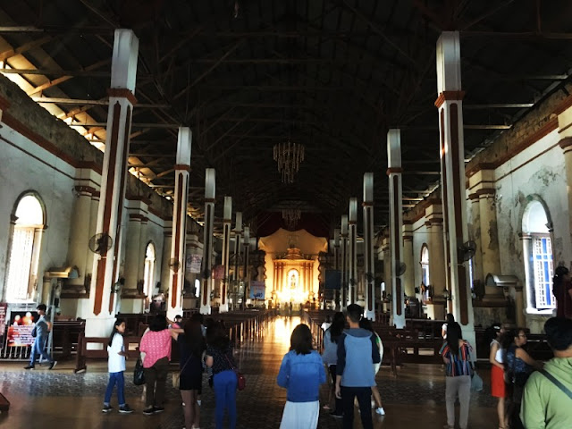Ilocos Norte - Inside Paoay Church a UNESCO World Heritage Site
