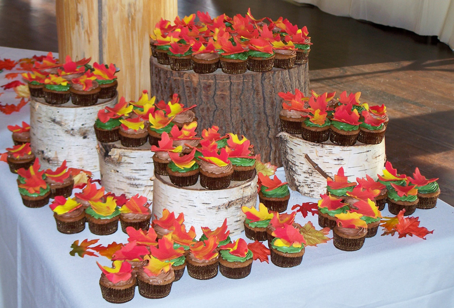 Wedding Cupcake Display Ideas
