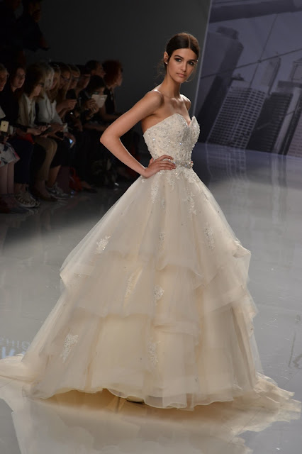 "Barcelona Bridal Fashion Week"