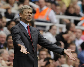 Arsene Wenger Arsenal Frustrated