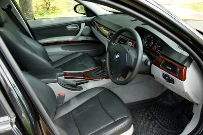 DAFTARharga mobil  INfo 2011 Harga  BMW  320i  E90  baru dan Bekas 
