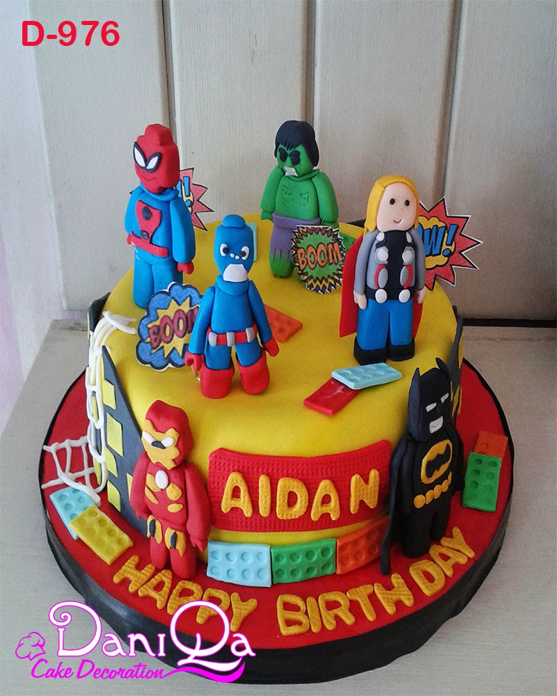 DaniQa Cake And Snack Kue Ulang Tahun Super Hero