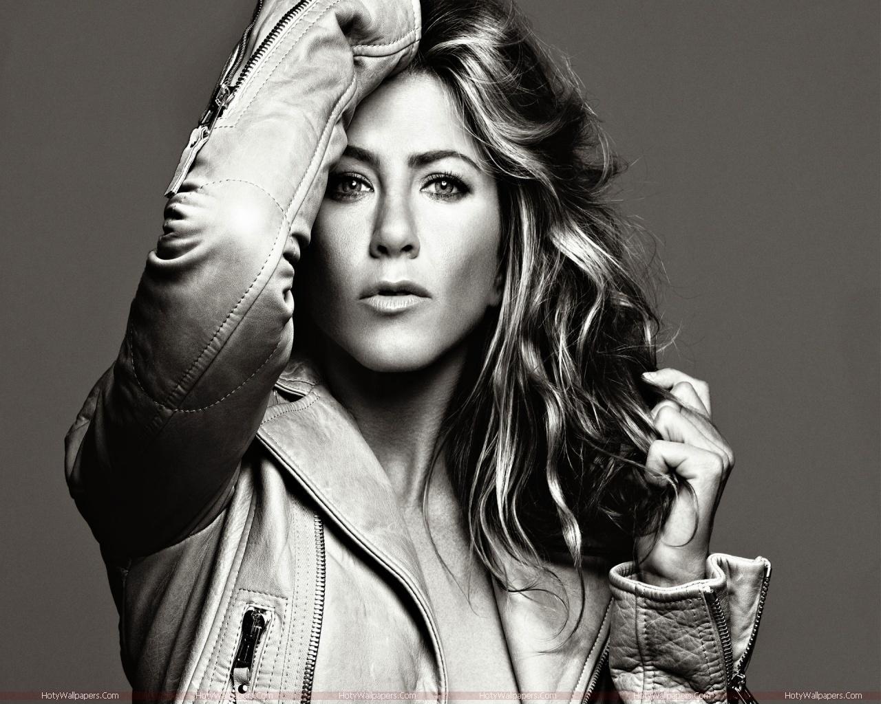  3D jennifer aniston wallpaper 