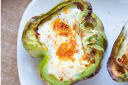 Air Fryer Breakfast Stuffed Peppers