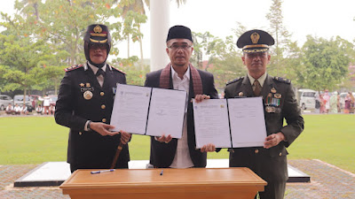 Pemko Tekan NPHD Pemilihan Serentak Nasional Untuk TNI-Polri pada Momen Hardiknas