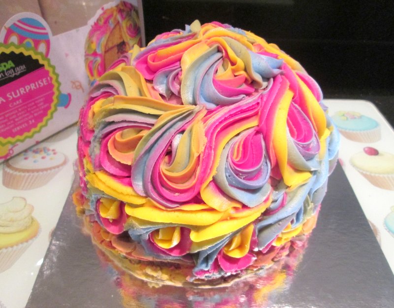 Grocery Gems: New Asda Surprise Piñata Cake!