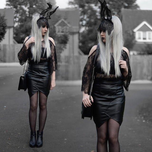 Sammi Jackson - Black Lace Rabbit Halloween Look