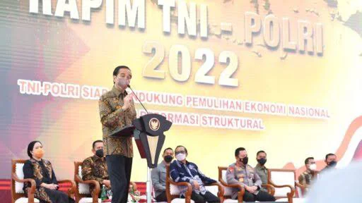 Ingatkan Istri TNI-Polri Soal Penceramah Radikal, Jokowi: Enggak Bisa Ibu-ibu Manggil Semaunya Atas Nama Demokrasi