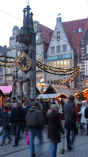 Image of Roland in the town square of Bremen, Germany