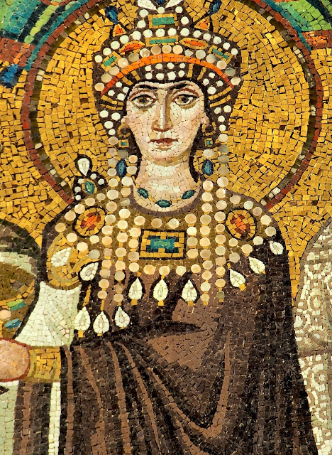 Мозаика Феодоры в базилике Сан-Витале в Равенне
