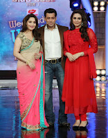 Madhuri & Huma promote 'Dedh Ishqiya' on Bigg Boss 7 with Salman