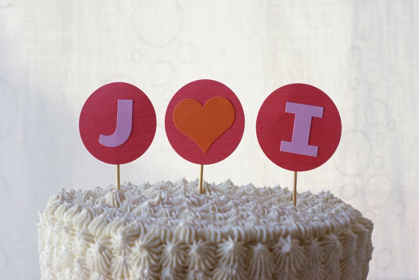 An anniversary cake for one of my favourite wedding couples from last year 