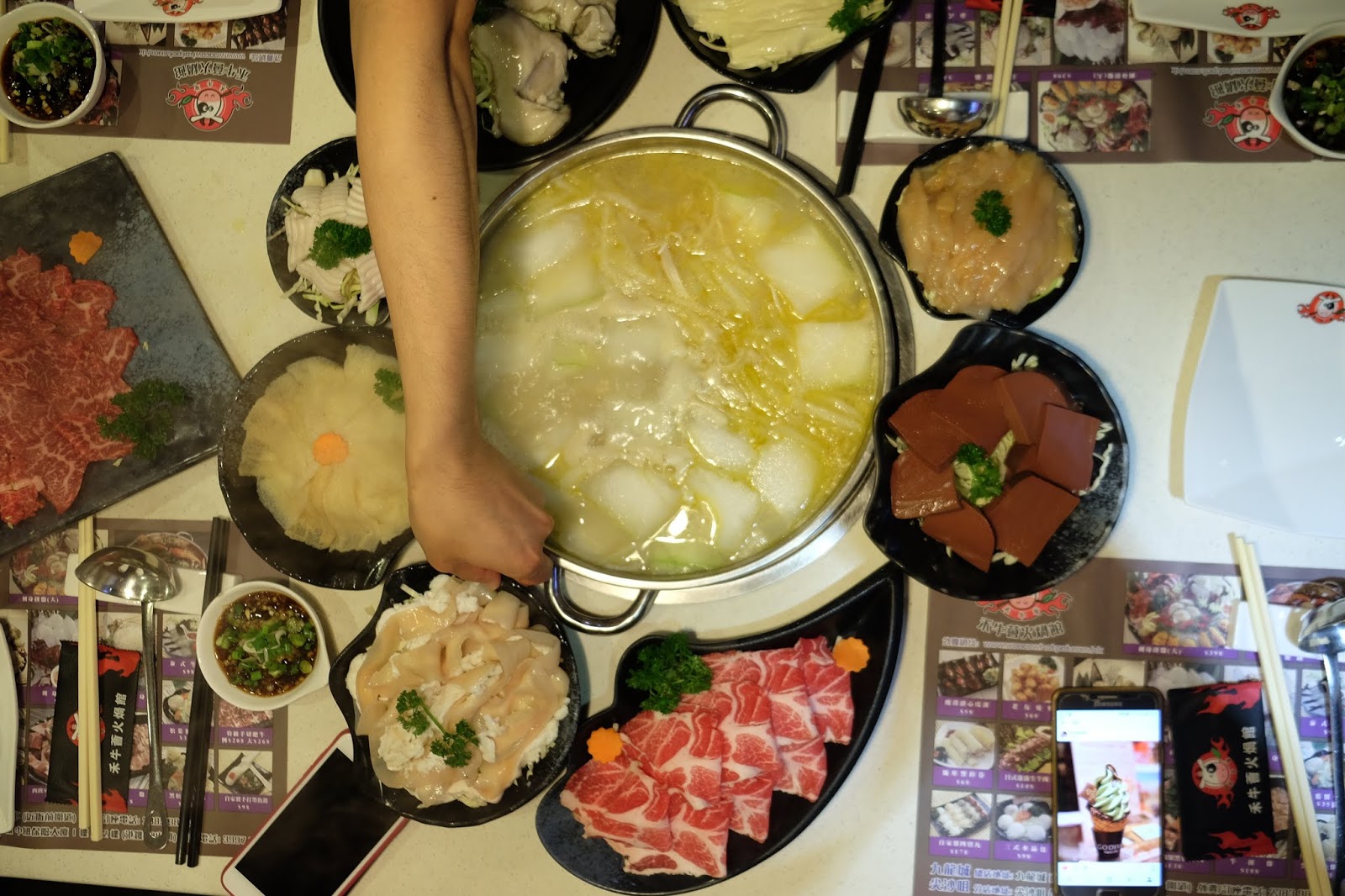 美食焚化爐 一年四季照火鍋 禾牛薈 尖沙咀