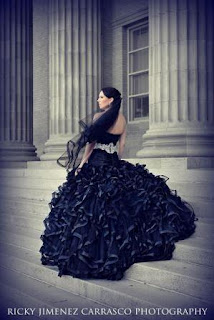 http://www.weddingdressfantasy.com