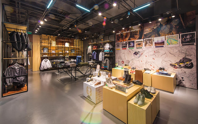 Green Pear Diaries, interiorismo, retail, Puma, Puma Black Label Stores, Beijing, Osaka