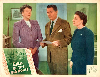 GIRLS OF THE BIG HOUSE. Lobby Card: 36 x 28 cms. Estados Unidos. Girls of the Big House. 1945. Estados Unidos. Dirección: George Archainbaud. Reparto: Lynne Roberts, Virginia Christine, Marion Martin, Adele Mara, Tom Keene, Geraldine Wall, Tala Birell, Norma Varden, Mary Newton, Steve Barclay.