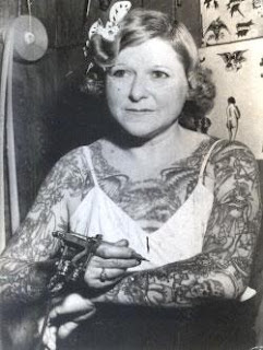 Mildred Hull, una de las primeras tatuadoras. http://distopiamod.blogspot.com.es