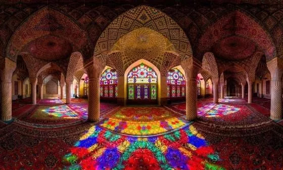 Portrait of the Most Unique and Most Beautiful Mosques in the World