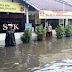 Akibat Hujan Lebat Kota Bandung Terendam Banjir Hingga Kantor Polisi