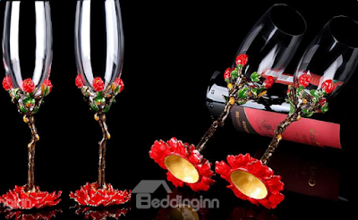 https://www.beddinginn.com/product/Unqie-Enamel-Champagne-Wine-Glasses-1-Pair-Wedding-Gift-11637828.html