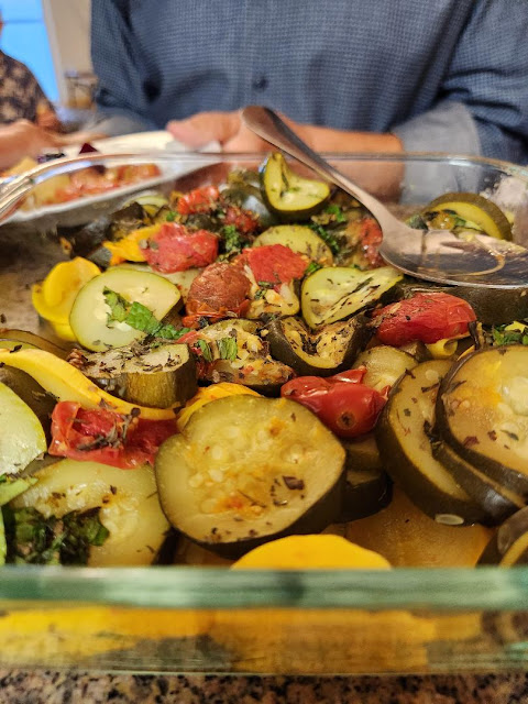 zucchini, vegan, cherry tomatoes