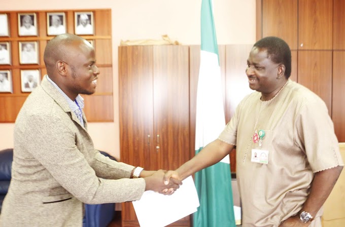 FEMI ADESINA, PRESIDENT MUHAMMADU BUHARI’S SPOKESMAN, WROTE... AWARD WINNING STUDENT WRITER VISITS (Ikponmwosa Kingsley Osamede)