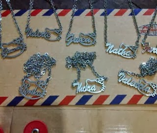 Gerai Vera Khoerunisa Jual Kalung Nama Hello  Kitty  murah 