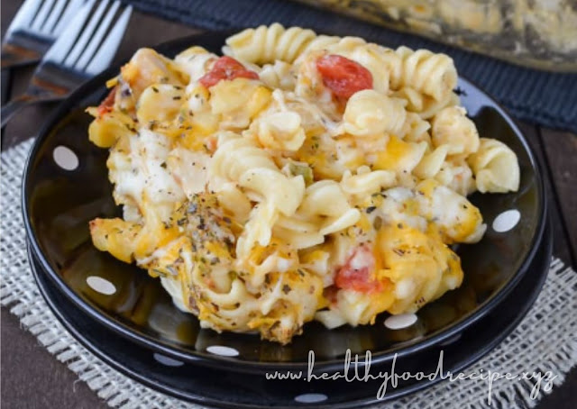 CHICKEN SUPREME PASTA BAKE