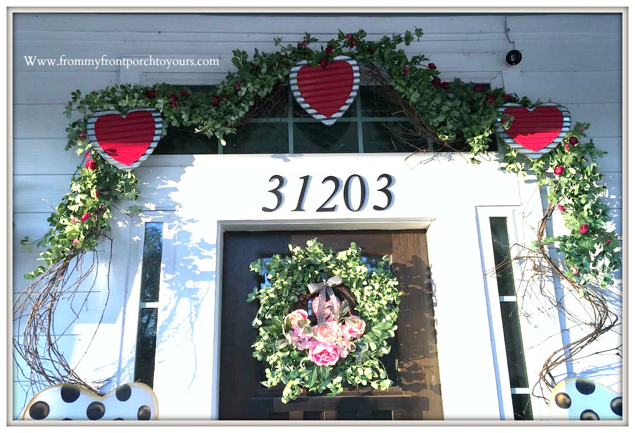 Valentines Wreath, Front Door Wreath, Love Stinks Wreath, Heart Wreath,  Heart Decor, Valentine's Day Wreath, Valentines Decor