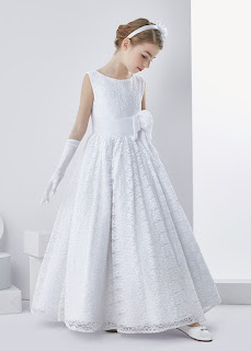 http://www.mariacommunion.com/lace-sleeveless-aline-first-communion-dress-with-bow-ribbon-p-76.html