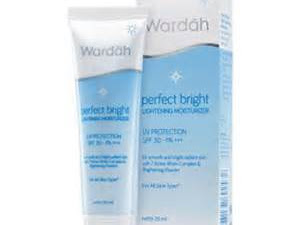 Review Wardah Perfect Bright Lightening Moisturizer
