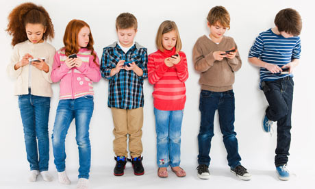 Ideal Age for Kids to Get First Smartphone