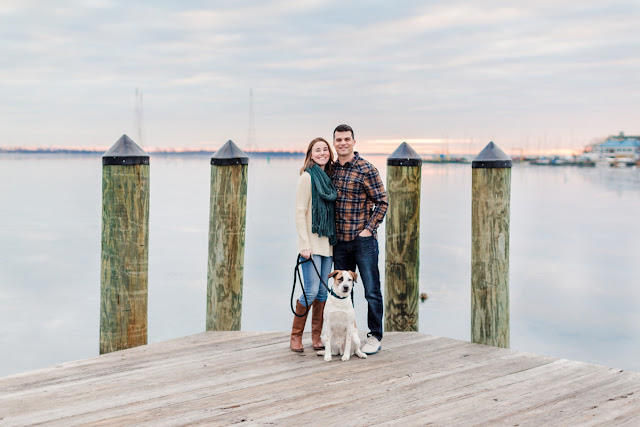 Downtown Annapolis Winter Engagement Session Photos by Maryland Wedding Photographer Heather Ryan Photography