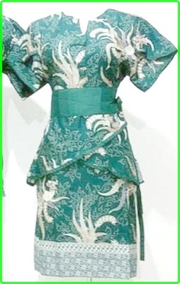  Model  baju  batik  wanita  modern warna  hijau 