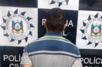 Foragido por roubo a residência é preso pela Polícia Civil em Cachoeirinha