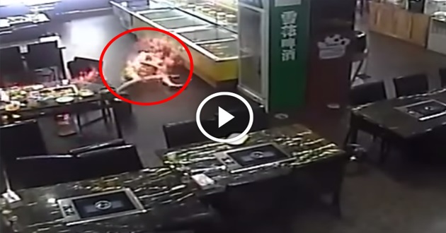 [VIDEO] NGERI ! Wanita Mati Terbakar Ketika Makan Steamboat