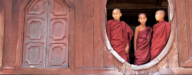 monjes budistas myanmar Birmania Lago Inle turismo responsable sostenible