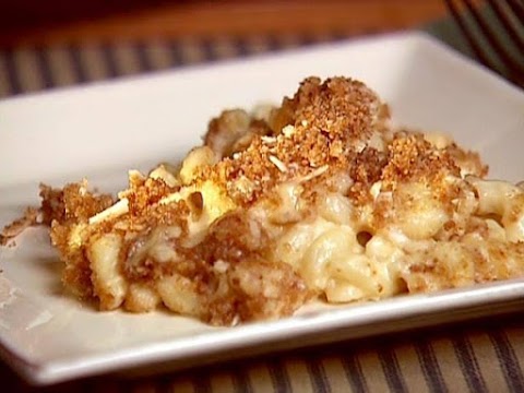 Lobster Mac and Cheese with Iron Chef Alex Guarnaschelli