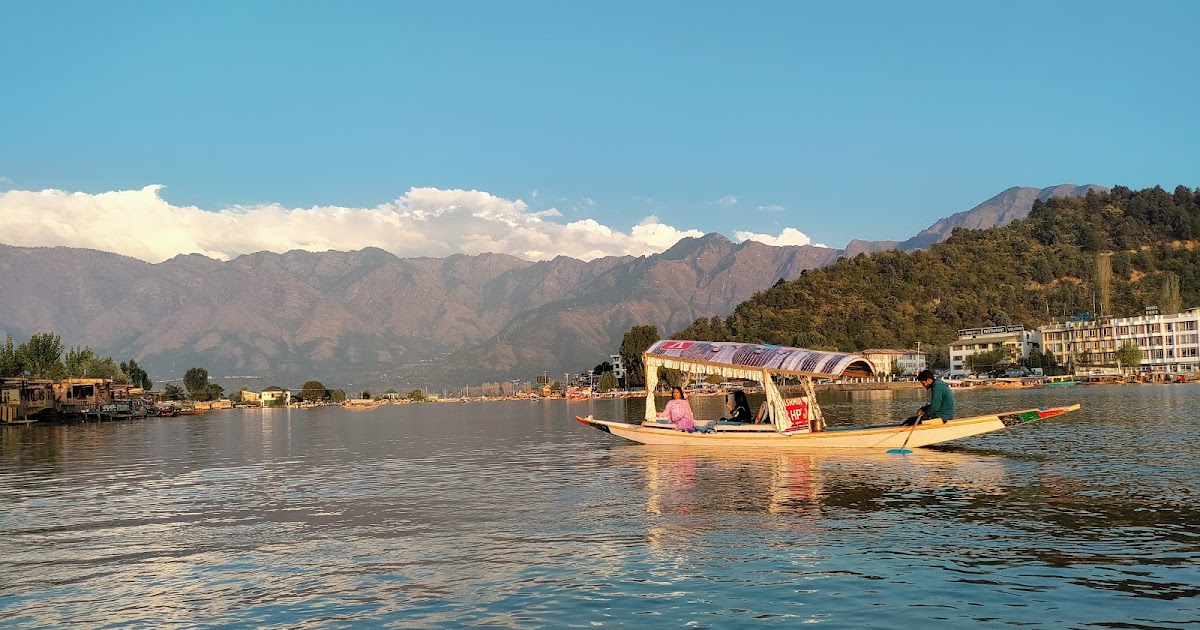 Madhosh Kiye Jaa: Shikaris and Shikaras - Kashmir